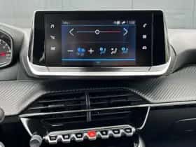 Peugeot 208 (2023) thumbnail 21