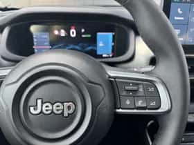 Jeep Avenger (2024) thumbnail 15