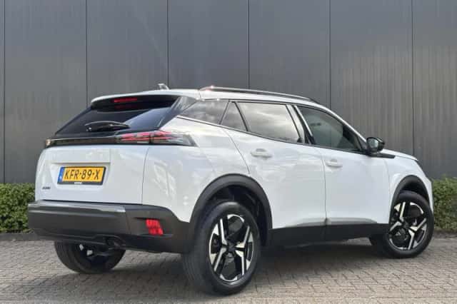 Peugeot 2008 (2025) thumbnail 3