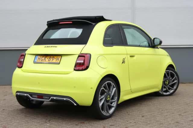 Abarth 500 C (2025) thumbnail 6