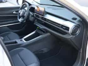 Jeep Avenger (2025) thumbnail 8