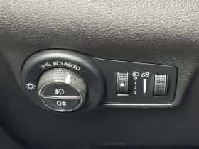 Jeep Compass (2025) thumbnail 18