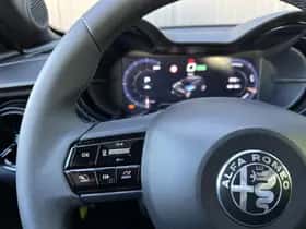Alfa Romeo Junior (2025) thumbnail 17