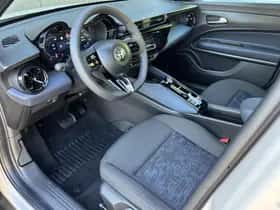 Alfa Romeo Junior (2025) thumbnail 10