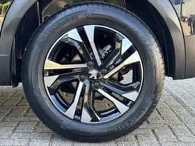 Peugeot 2008 (2022) thumbnail 6