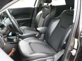 Jeep Compass (2019) thumbnail 11