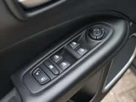 Jeep Compass (2019) thumbnail 17