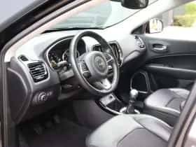 Jeep Compass (2019) thumbnail 10