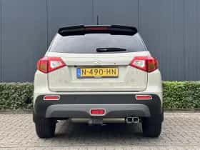 Suzuki Vitara (2017) thumbnail 5