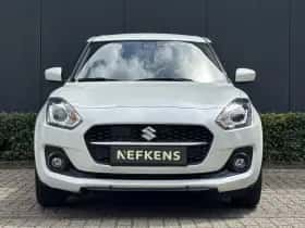 Suzuki Swift (2021) thumbnail 2