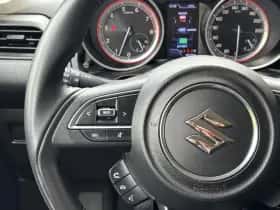 Suzuki Swift (2021) thumbnail 17