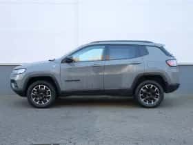 Jeep Compass (2023) thumbnail 3