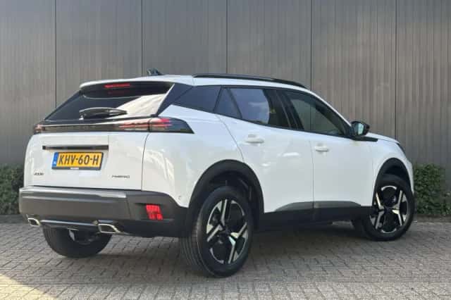 Peugeot 2008 (2025) thumbnail 3