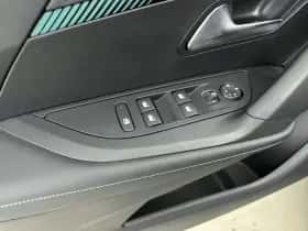 Peugeot 2008 (2022) thumbnail 16