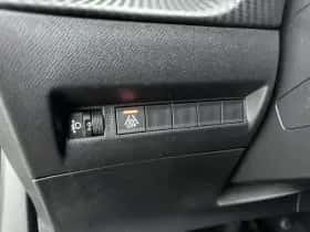 Peugeot 2008 (2022) thumbnail 28