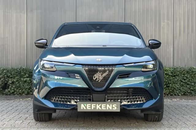 Alfa Romeo Junior (2025) thumbnail 2