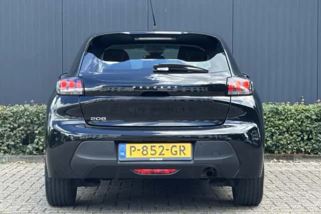 Peugeot 208 (2022) thumbnail 5