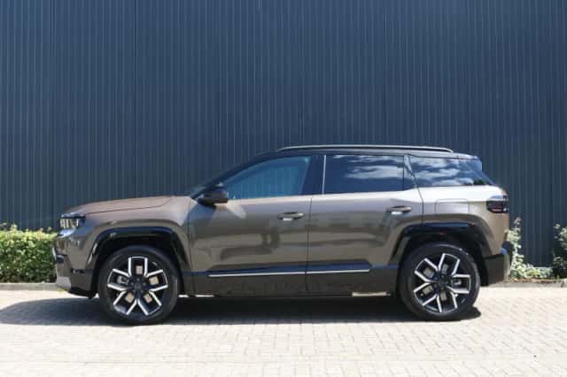 Jeep Compass (2026) thumbnail 2