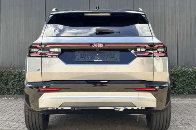 Jeep Compass (2026) thumbnail 4