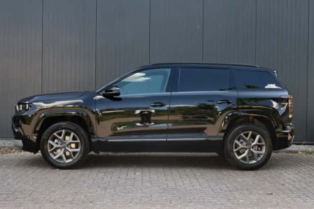 Jeep Compass (2026) thumbnail 2