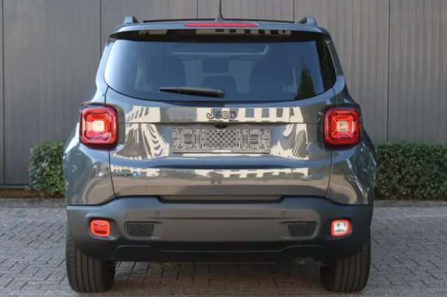 Jeep Renegade (2025) thumbnail 6
