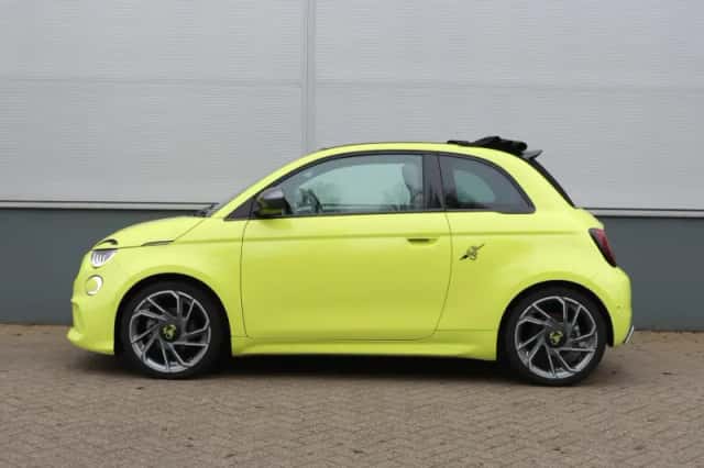 Fiat 500C (2025) thumbnail 3