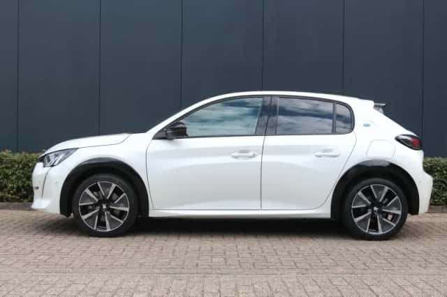 Peugeot e-208 (2022) thumbnail 3