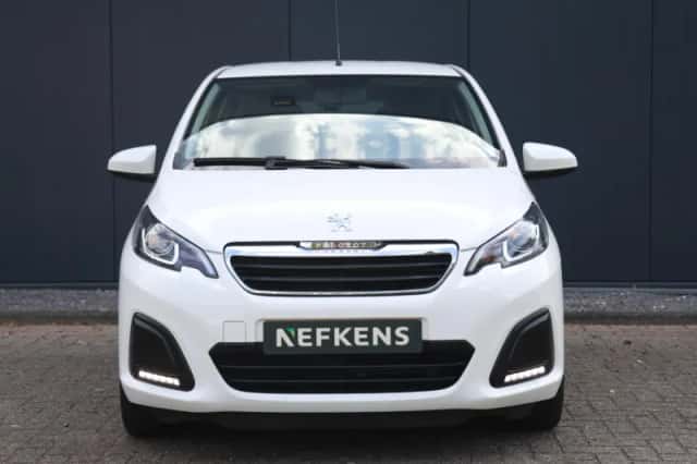Peugeot 108 (2021) thumbnail 4