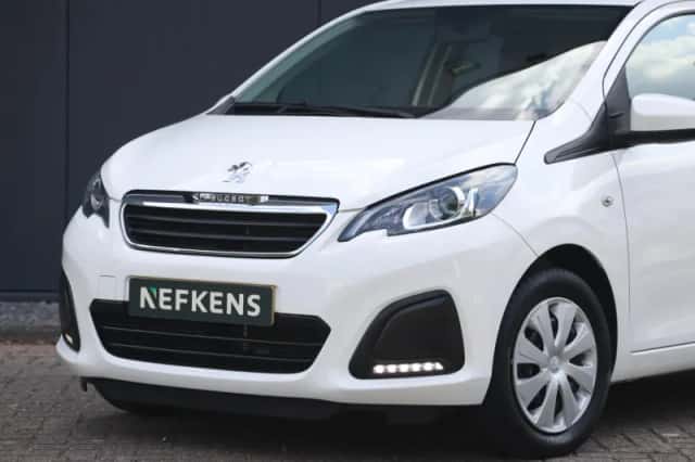 Peugeot 108 (2021) thumbnail 5