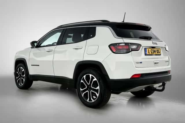 Jeep Compass (2021) thumbnail 3