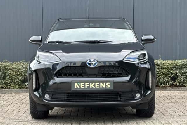 Toyota Yaris Cross (2024) thumbnail 2