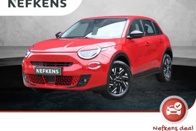 Fiat 600e (2024) thumbnail 1