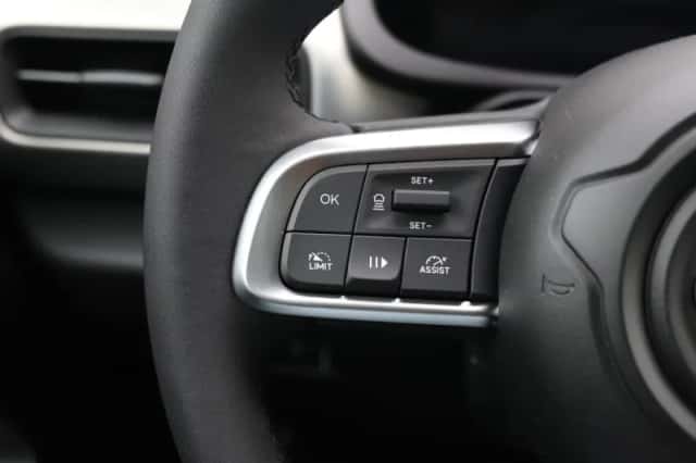 Jeep Avenger (2025) thumbnail 23