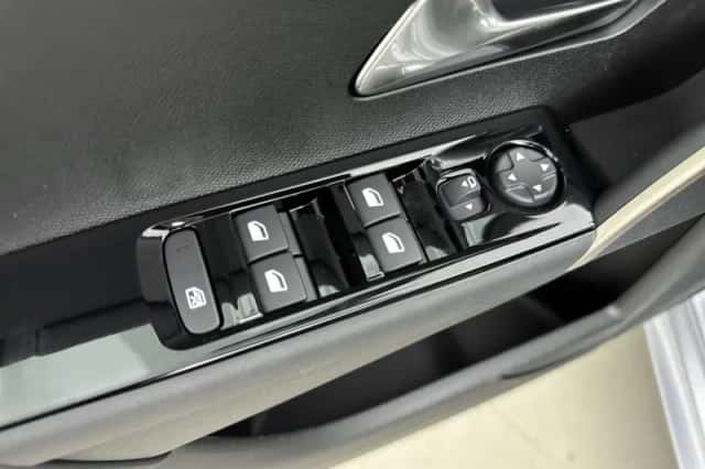 Lancia Ypsilon (2025) thumbnail 13