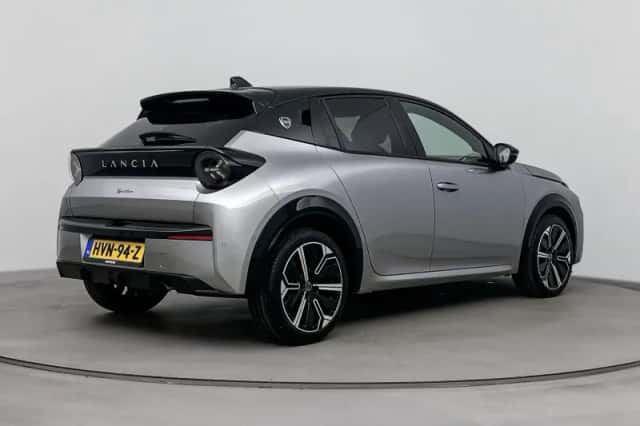 Lancia Ypsilon (2025) thumbnail 7