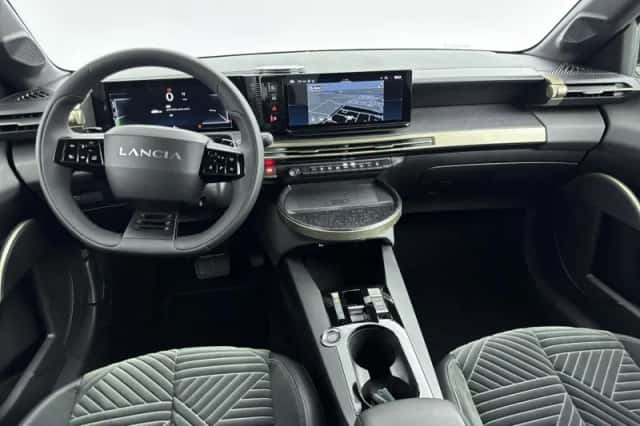 Lancia Ypsilon (2025) thumbnail 13