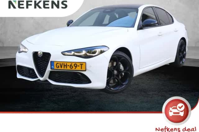 Alfa Romeo Giulia (2024) thumbnail 1