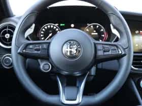 Alfa Romeo Giulia (2024) thumbnail 20