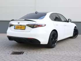 Alfa Romeo Giulia (2024) thumbnail 3