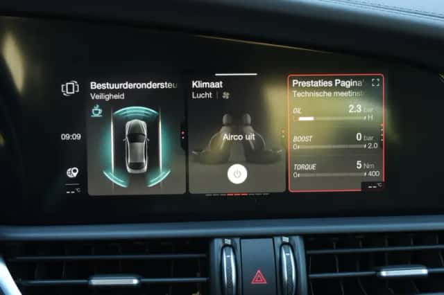 Alfa Romeo Giulia (2024) thumbnail 23
