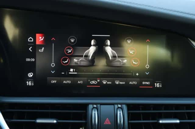 Alfa Romeo Giulia (2024) thumbnail 27