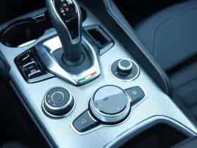 Alfa Romeo Giulia (2024) thumbnail 32