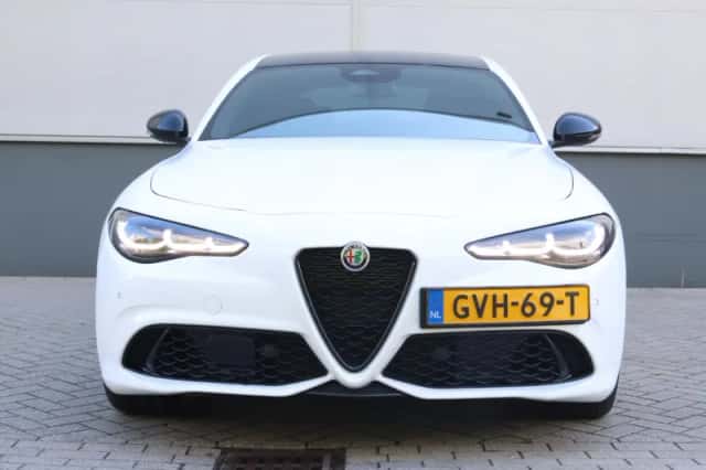 Alfa Romeo Giulia (2024) thumbnail 33