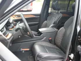 Jeep Grand Cherokee (2025) thumbnail 15