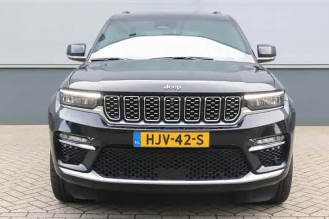 Jeep Grand Cherokee (2025) thumbnail 5