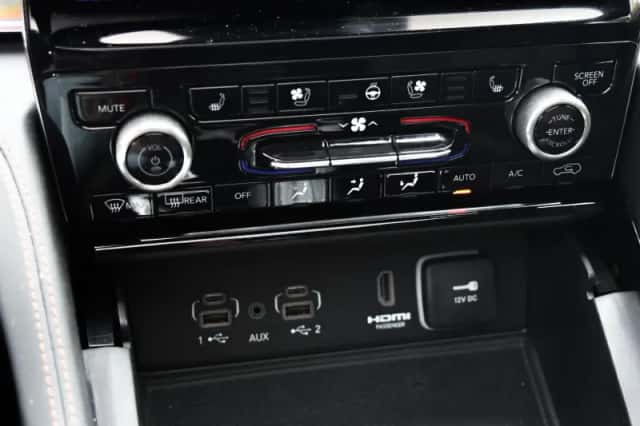 Jeep Grand Cherokee (2025) thumbnail 43