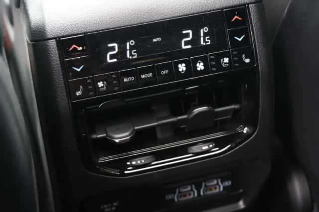 Jeep Grand Cherokee (2025) thumbnail 48