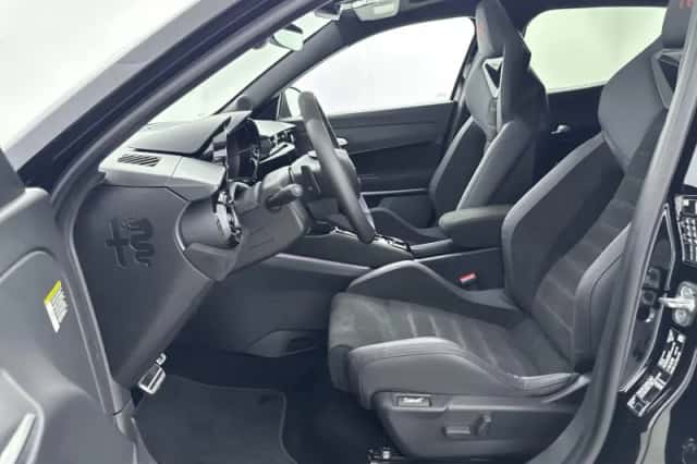 Alfa Romeo Junior (2025) thumbnail 14