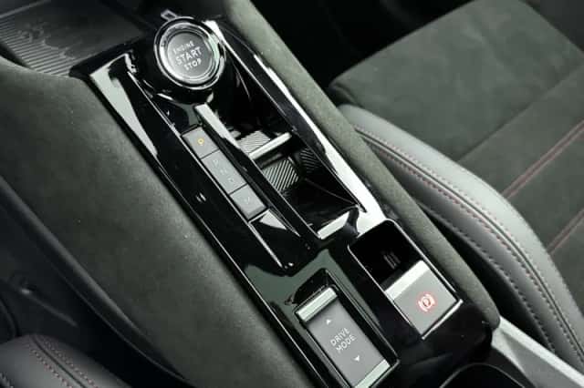 Alfa Romeo Junior (2025) thumbnail 16