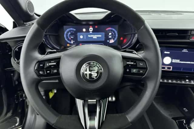 Alfa Romeo Junior (2025) thumbnail 18